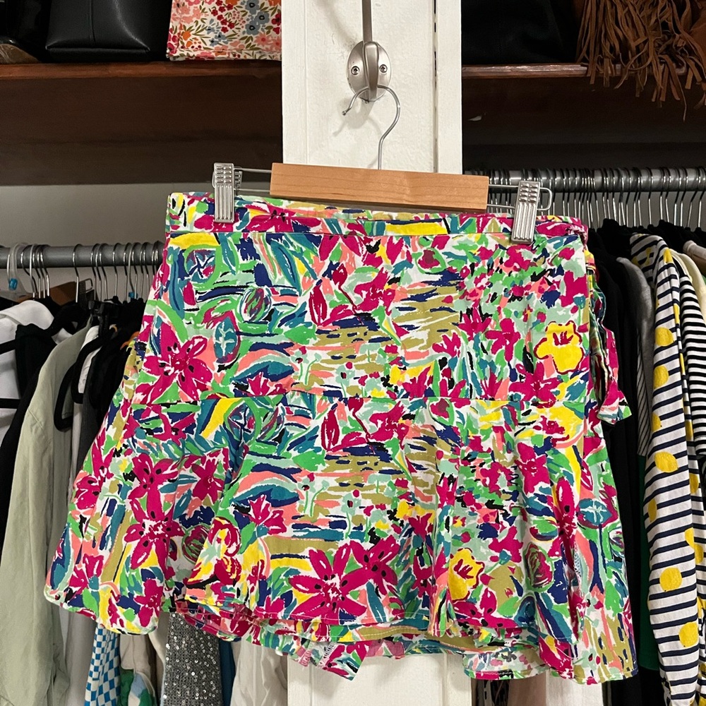 Floral Print Skirt with Vibrant Colors